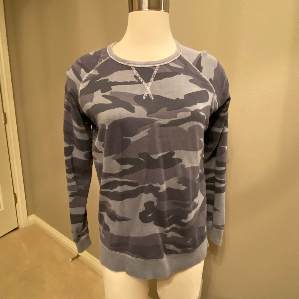 Lucky Brand Camo Sweatshirt (XS)